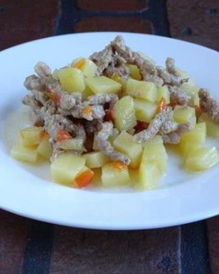 Овощное рагу с фаршем в мультиварке