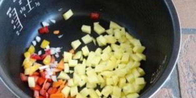 овощное рагу с фаршем в мультиварке