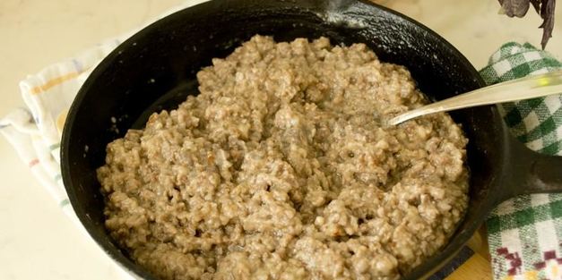 овощное рагу с мясным фаршем и баклажанами в духовке