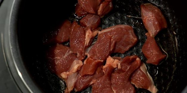 рагу из говядины с черносливом