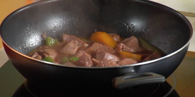 рагу из индейки с перцем