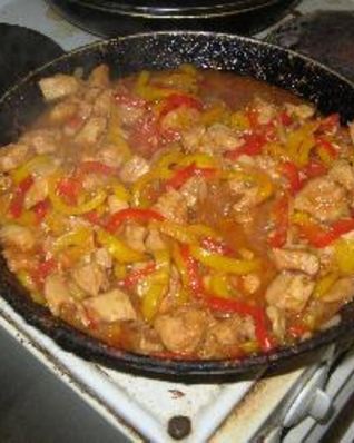 Рагу из курицы со сладким перцем