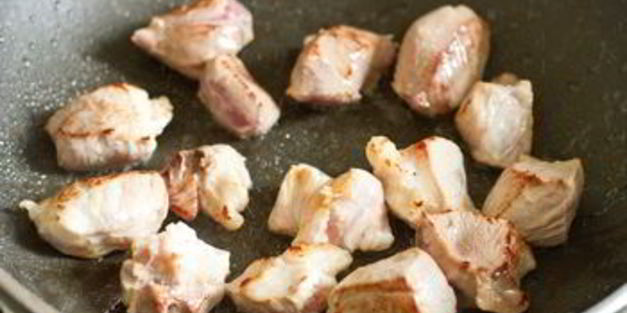 рагу из свинины по-римски