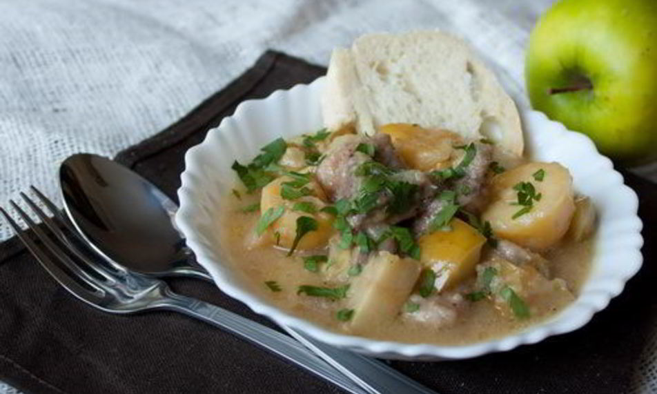 Рецепт рагу из свинины с яблоками