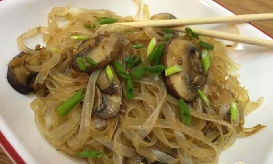 Рецепт рисовая лапша с грибами по-тайски