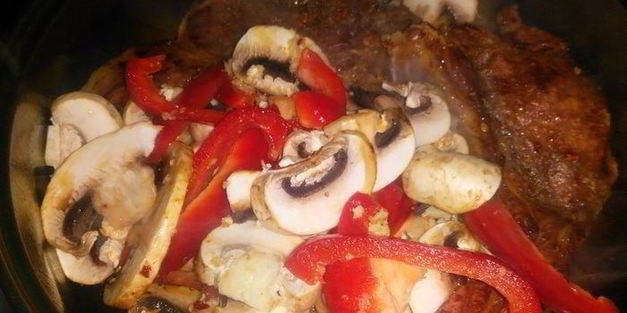 рисовая лапша с мясом и овощами