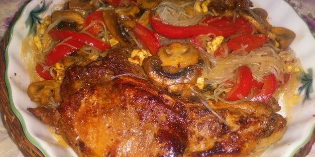 рисовая лапша с мясом и овощами