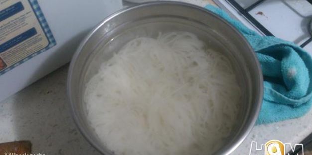 рисовая лапша с мясом