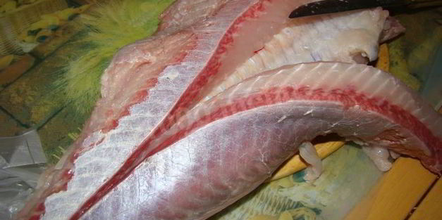 фаршированный толстолобик в духовке запеченный