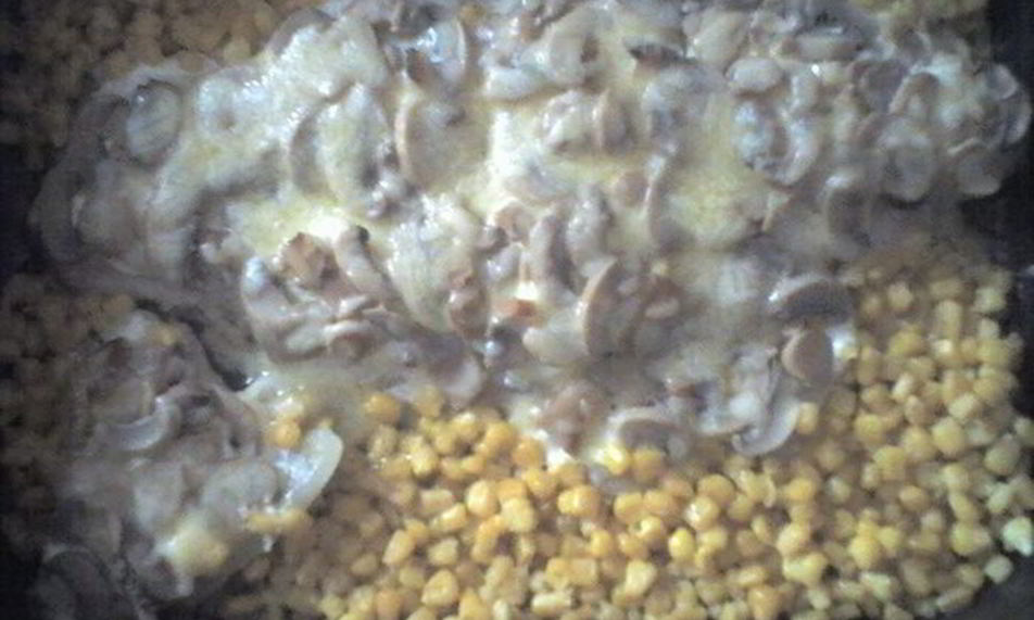 Рецепт филе рыбы, запеченное с грибами и кукурузой