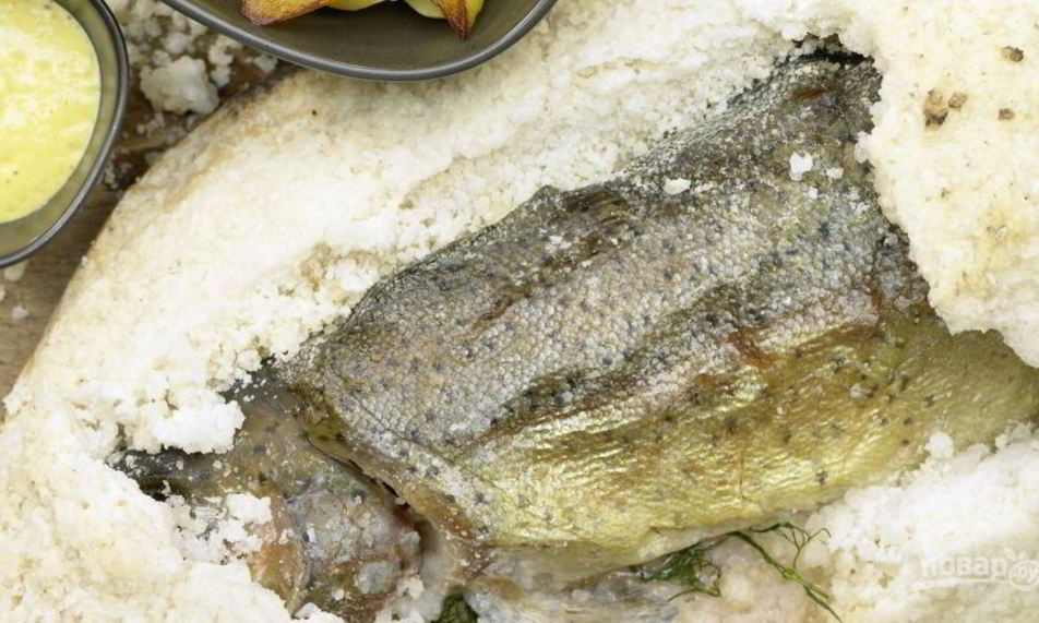 Рецепт форель, запеченная в ароматной корочке