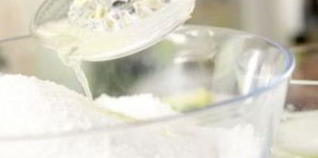 форель, запеченная в ароматной корочке