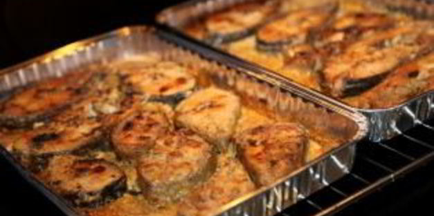 горбуша в сливочно-чесночном соусе