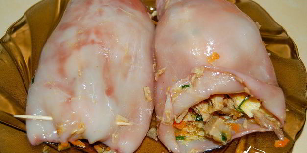 кальмары, фаршированные свининой