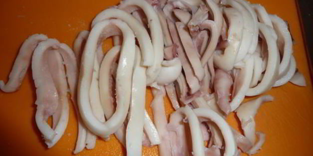 кальмары в сливочно-сырном соусе