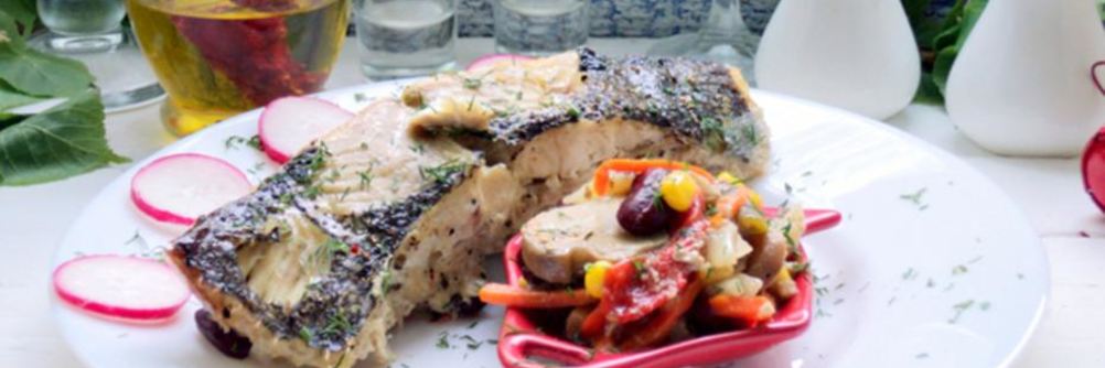 Камбала с овощами