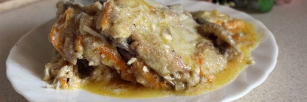 Камбала в сметане