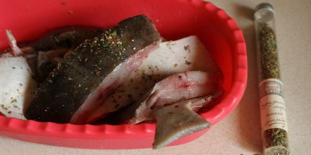 камбала в сметане