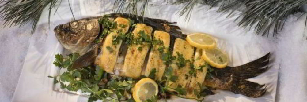 Карп с грибами и сыром