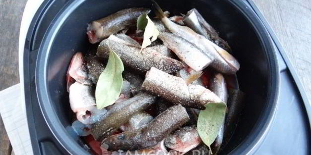 корюшка с томатами в мультиварке