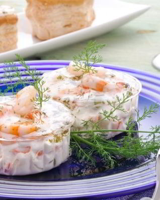 Креветки в сырно-чесночном соусе