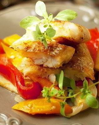 Минтай с овощами