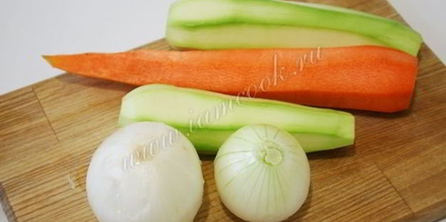 минтай тушеный с овощами