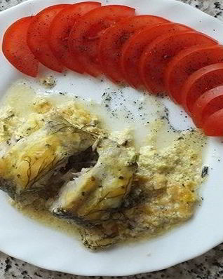 Минтай в сметане в духовке