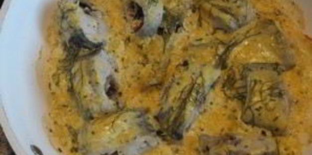 минтай в сметане в духовке