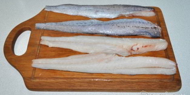 минтай в соусе карри