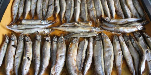 мойва запеченная в масле в духовке