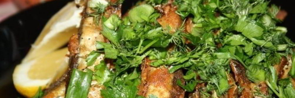 Мойва, жареная в духовке