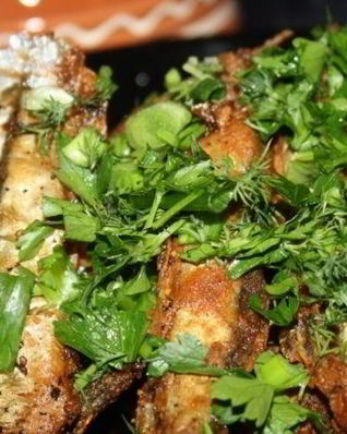 Мойва, жареная в духовке