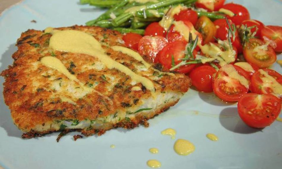 Рецепт палтус со стручковой фасолью и помидорами