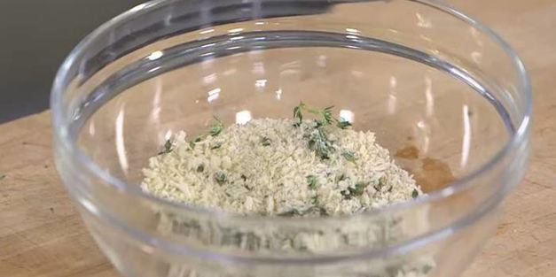 палтус со стручковой фасолью и помидорами