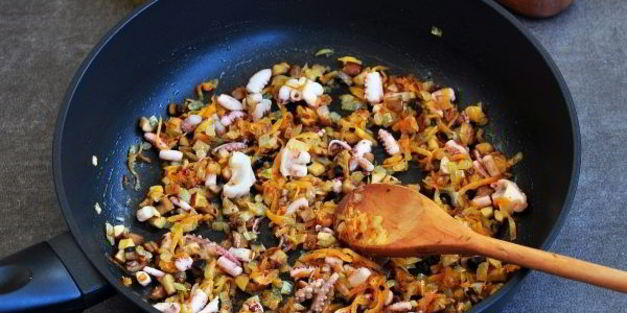 постные фаршированные кальмары