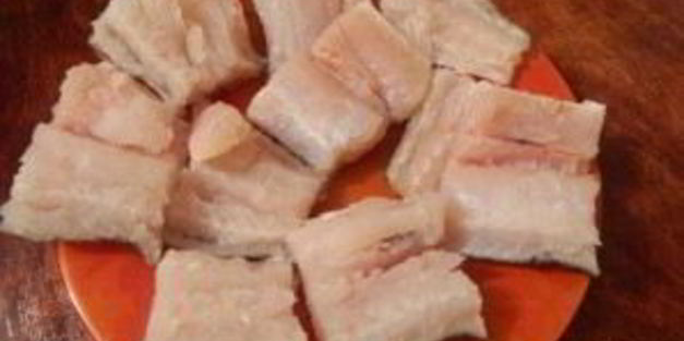 рыба хек, запеченная в молоке