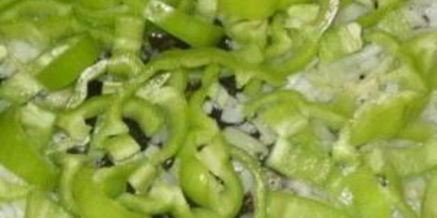 рыба, тушеная с кабачками