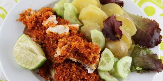 рыбное филе, запеченное под корочкой из чоризо