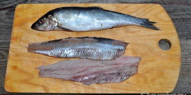 селедка пряного посола в луковом отваре