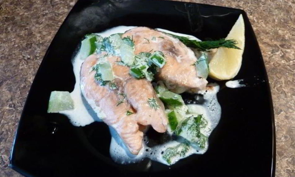 Рецепт семга в укропно-огуречном соусе