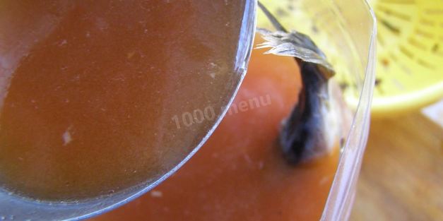 скумбрия в бутылке в луковой шелухе