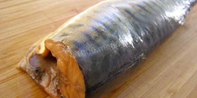 скумбрия в бутылке в луковой шелухе