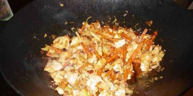 судак в кисло-сладком соусе с рисом