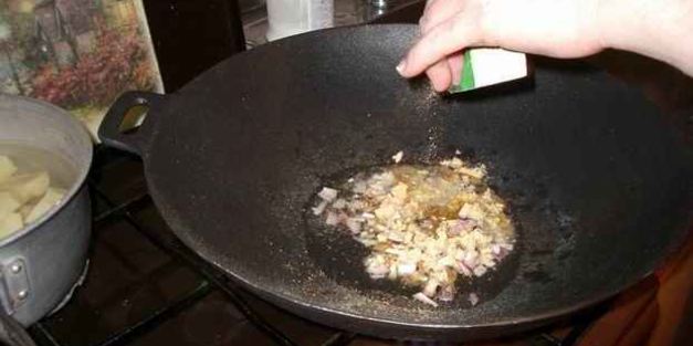 судак в кисло-сладком соусе с рисом