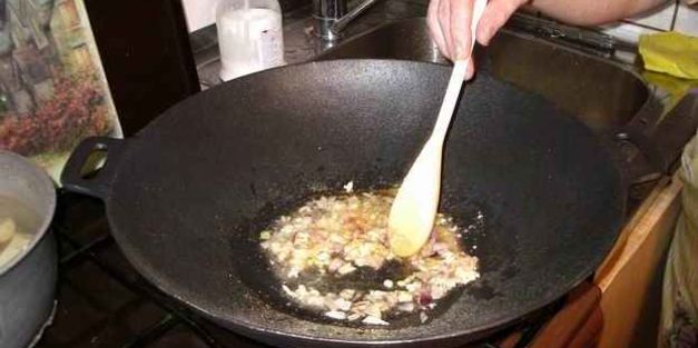 судак в кисло-сладком соусе с рисом