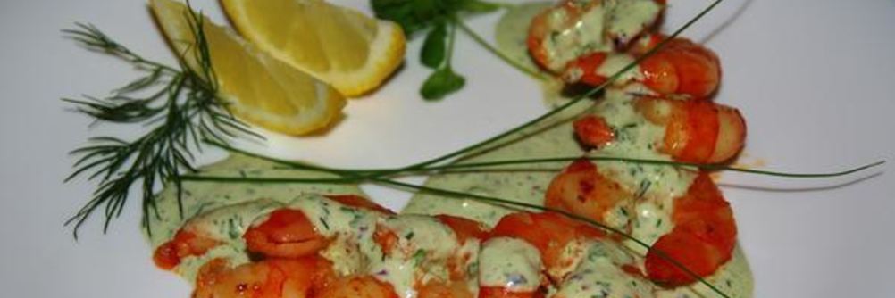 Тигровые креветки под греческим соусом