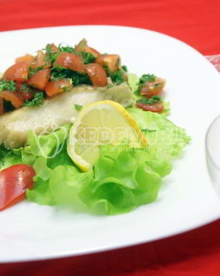 Запеченная треска с помидорной заправкой