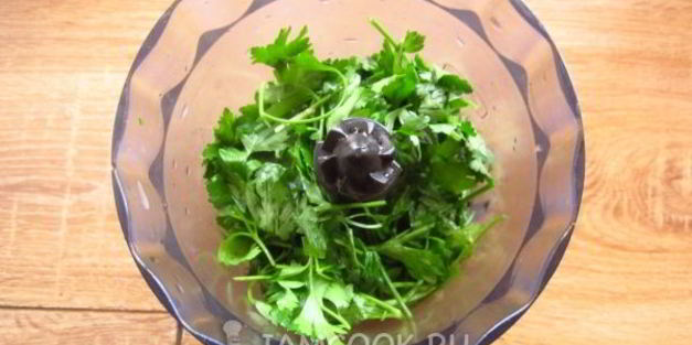 куриный шашлык в зеленом маринаде