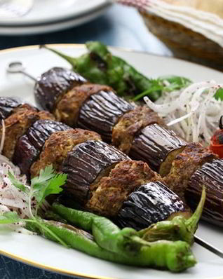 Мясной шашлык с баклажанами